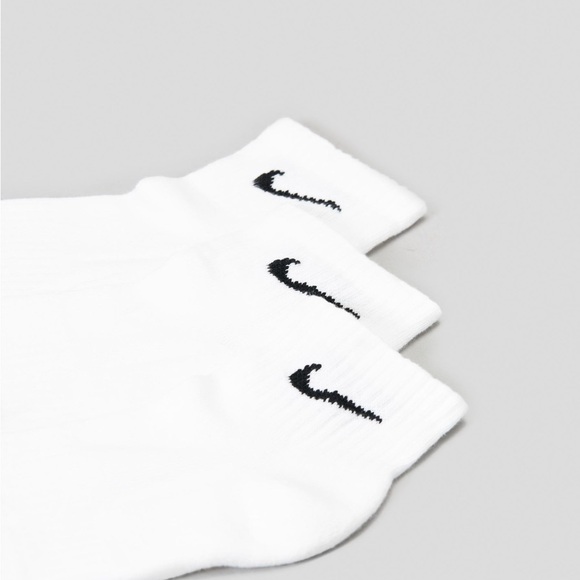 Nike Dri-fit Everyday Cushioned Quarter Cut Ankle socks white 3 pair Pack - Picture 4 of 16